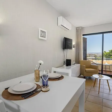 Appartement Garden Paradise, Old Town &