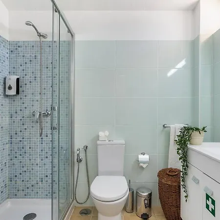 Garden Paradise, Old Town & 阿尔布费拉