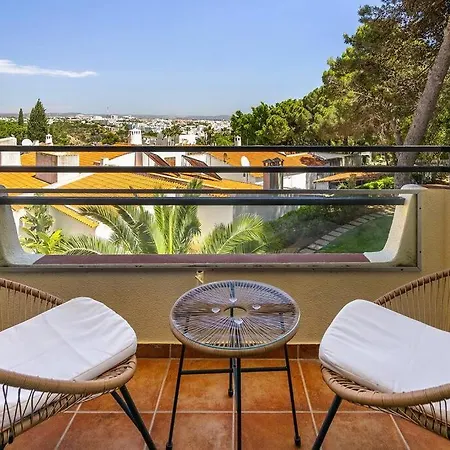 Garden Paradise, Old Town & Daire Albufeira